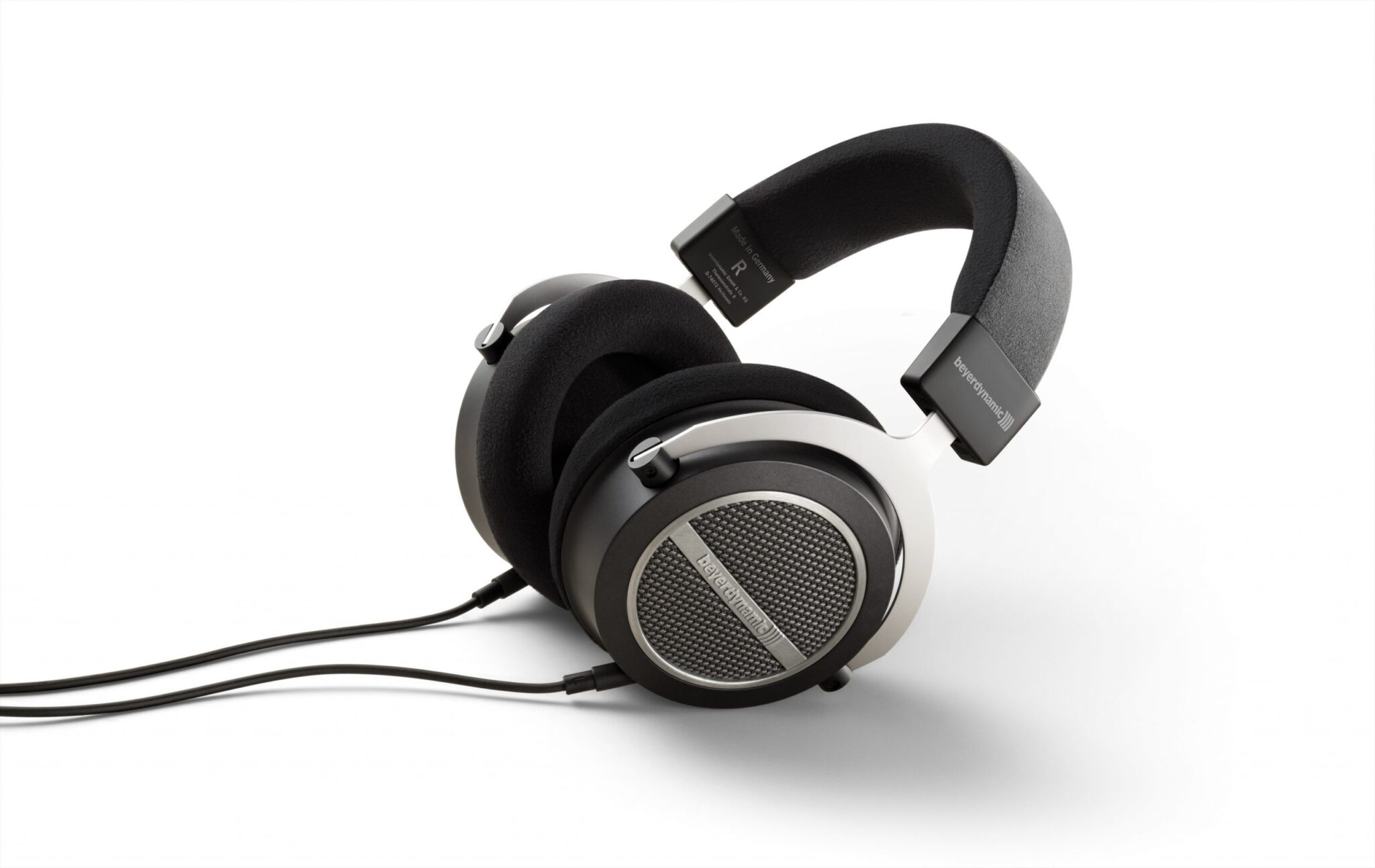 Beyerdynamic Amiron Home Review - The Most Sensible Choice