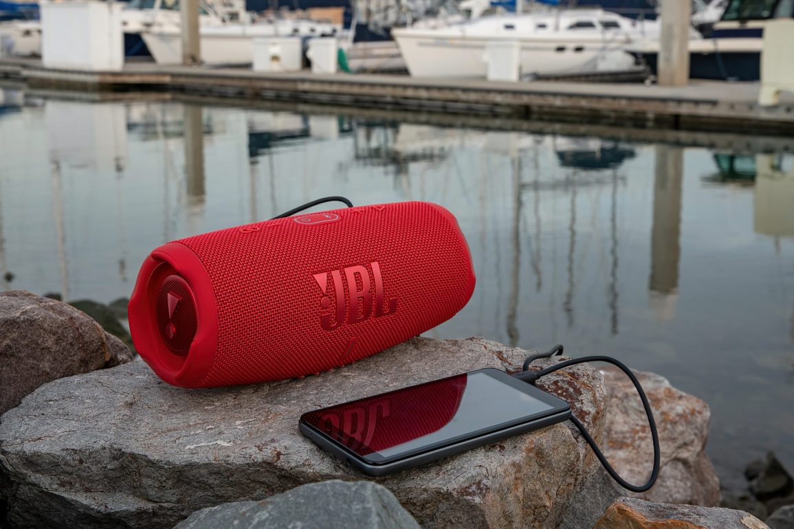 jbl charge 5 size