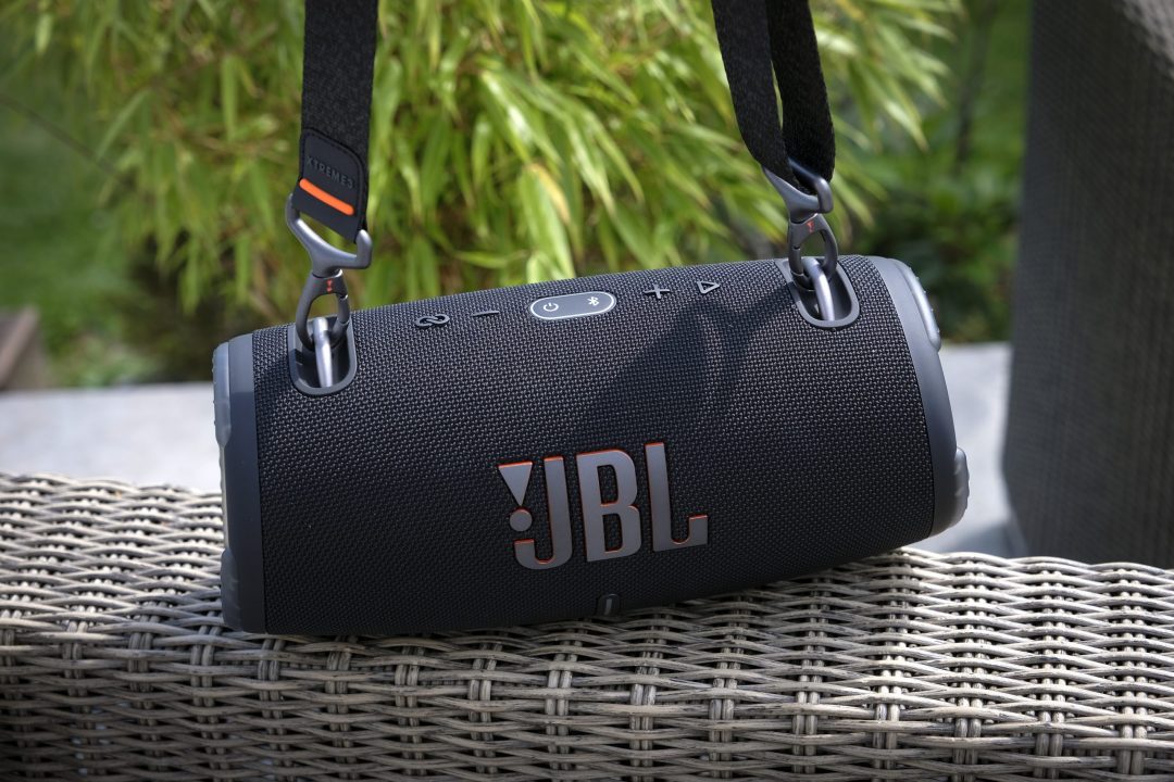 JBL Xtreme 3 Portable Bluetooth Waterproof Speaker (Black Camo)