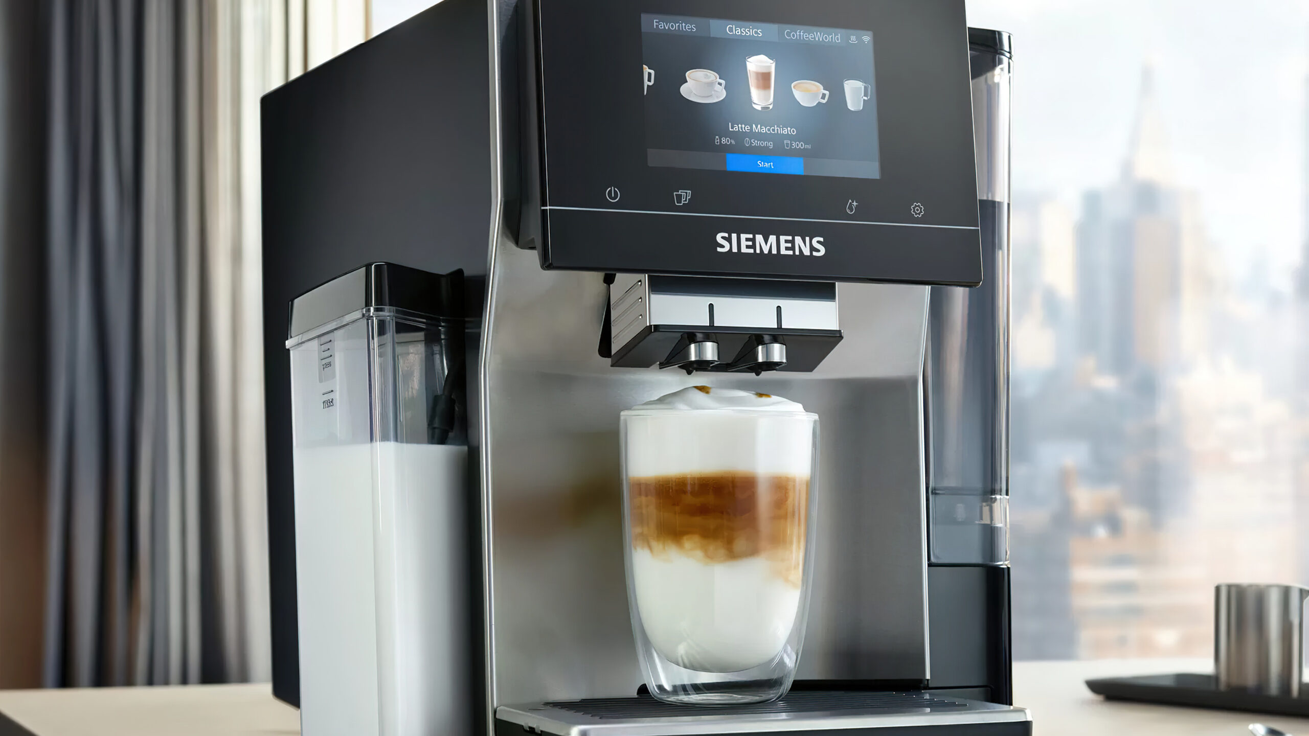Siemens fully automatic espresso machine EQ.700: coffeeWorld 