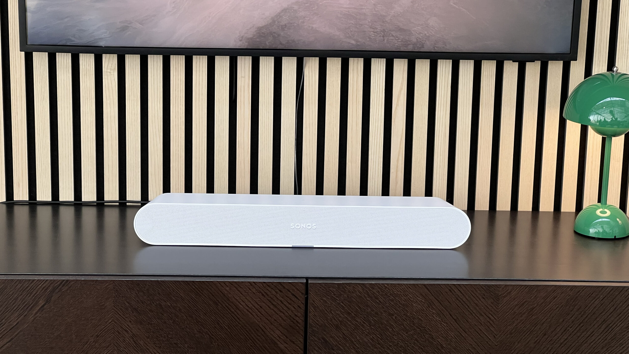 Review: Sonos Ray | Cheapest (and Worst) Soundbar