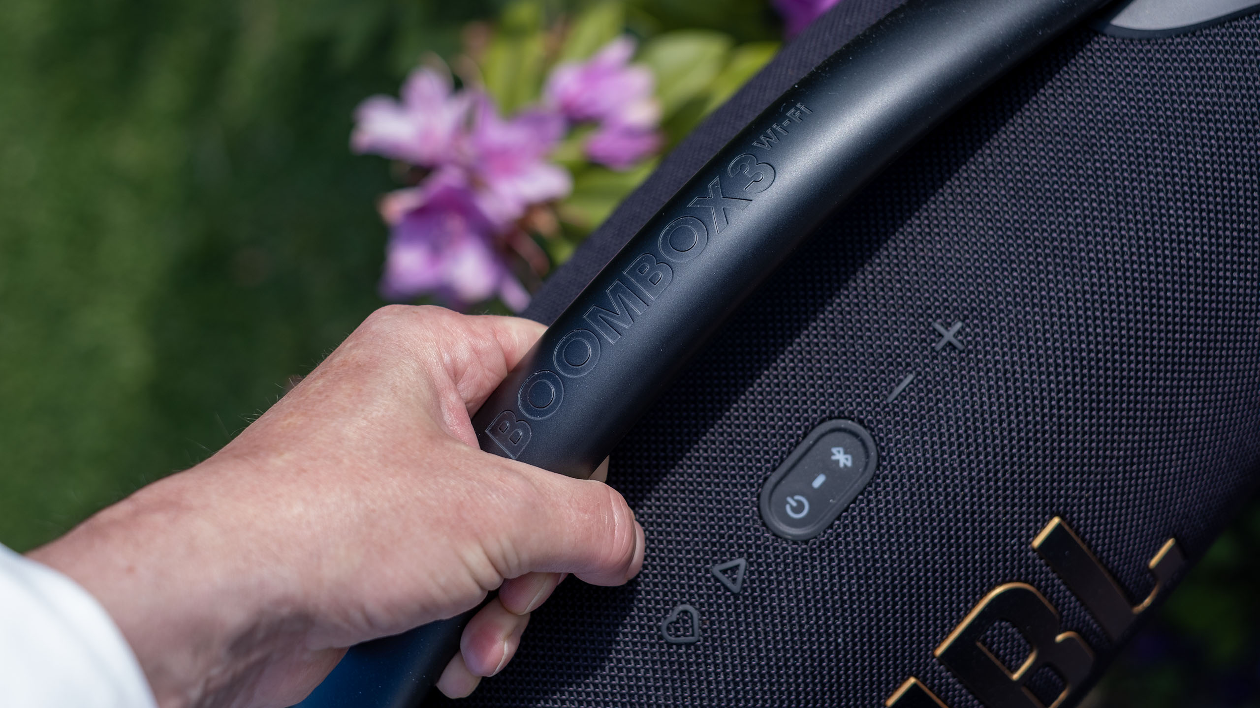 Review: JBL Boombox 3 Wi-Fi A With Party Handlebar 
