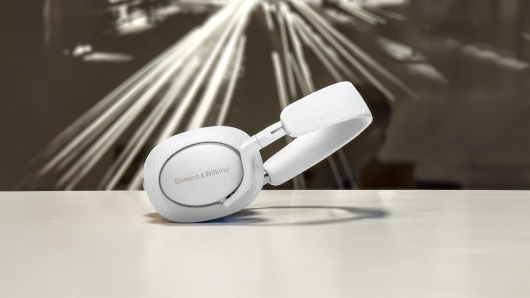  Bowers & Wilkins Px7 S2e Over-Ear Headphones (2023