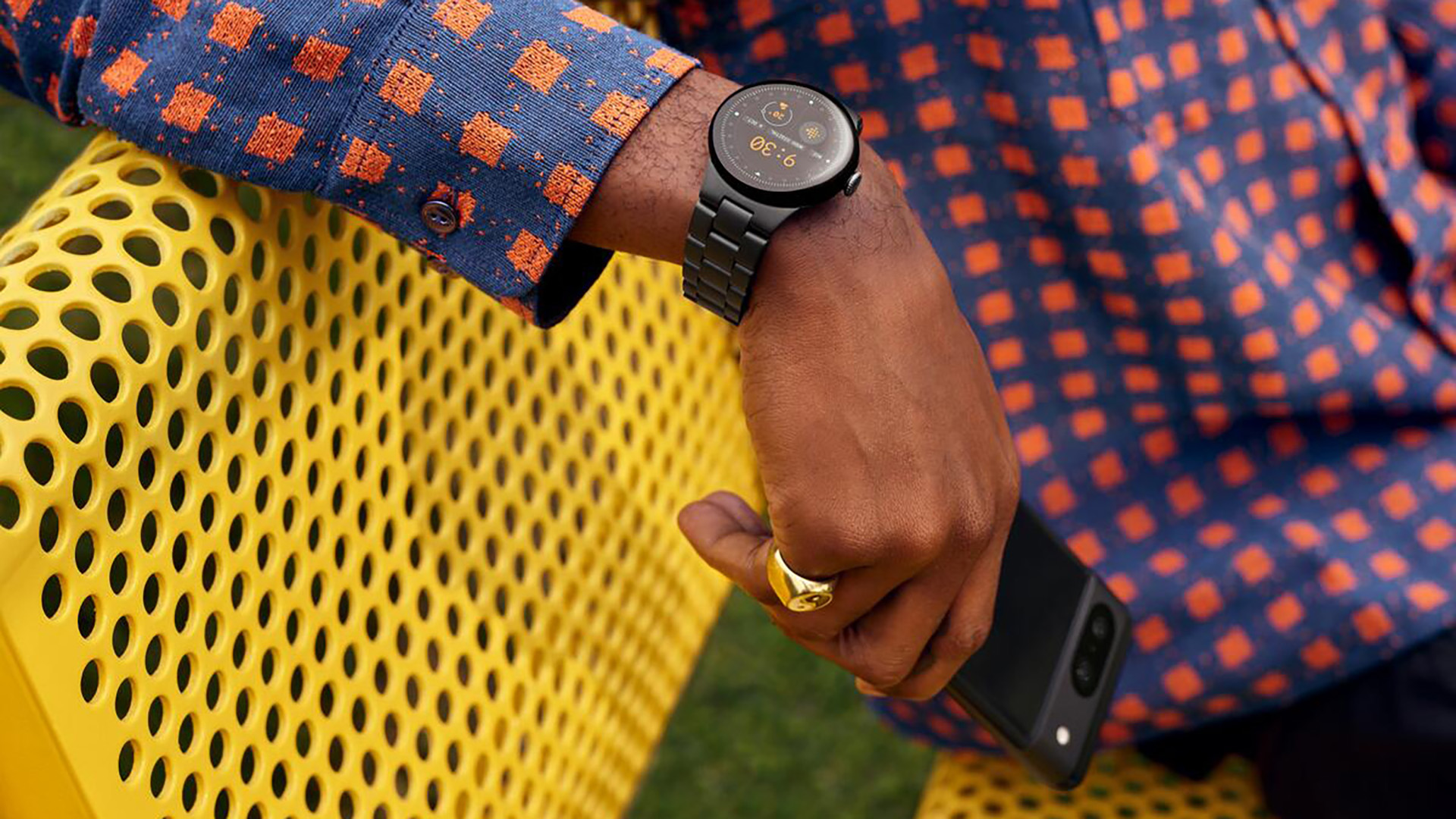 Review: Google Pixel Watch 2 | Finally, An Elegant Smartwatch