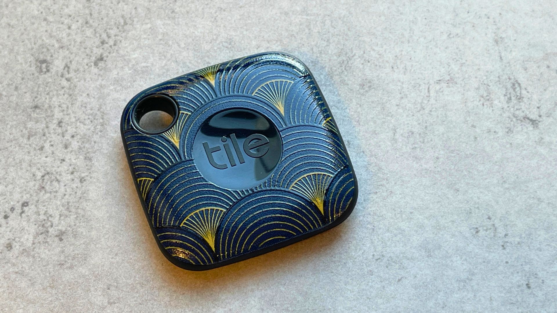 Tile Mate Review: The Classic Smart Tag