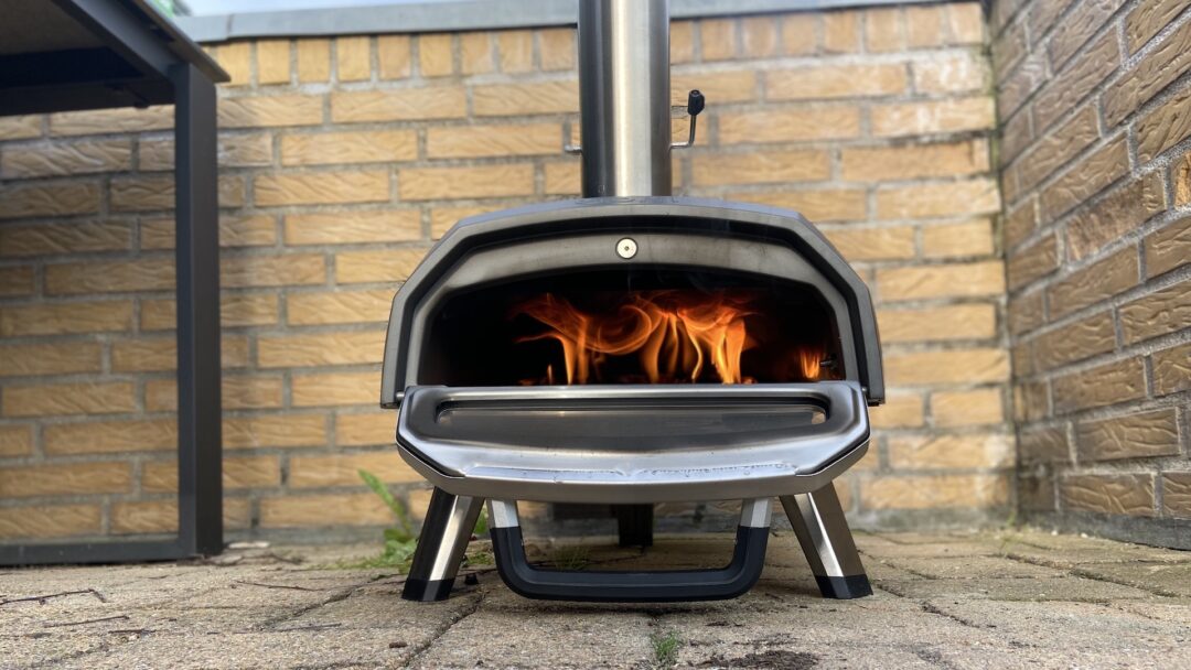 Ooni Karu 12G Multi-Fuel Pizza Oven